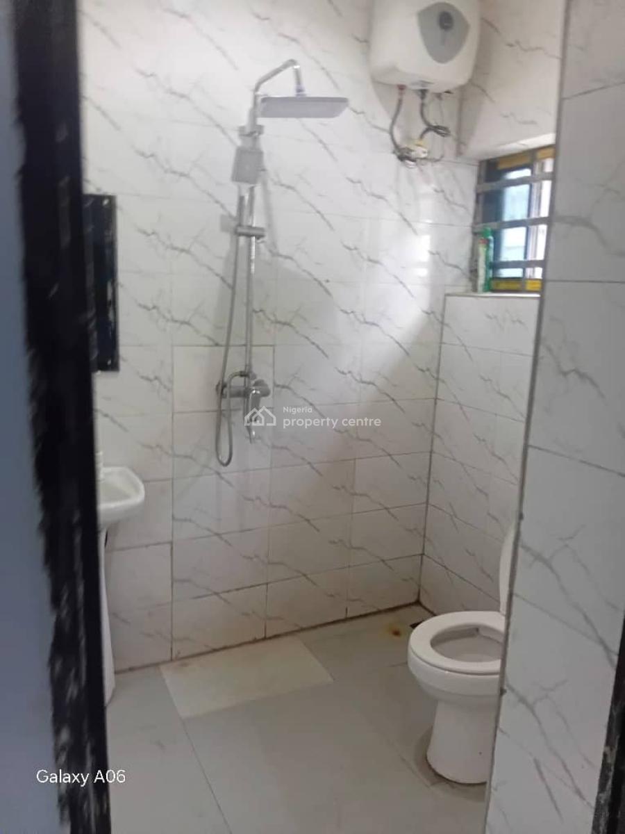 Executive 2 Bedrooms with Pop, Tayo Bello Estate, Fish Pond, Agric, Ikorodu, Lagos, Flat / Apartment for Rent