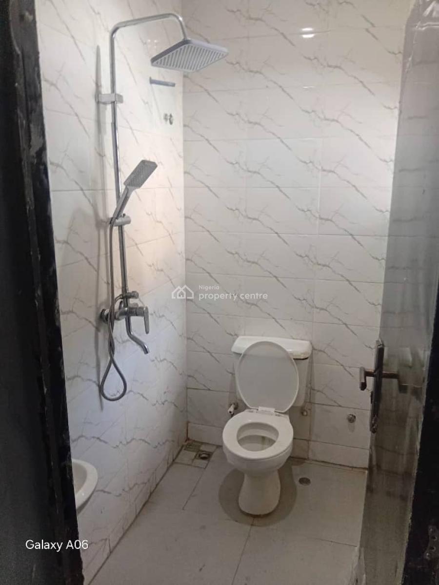 Executive 2 Bedrooms with Pop, Tayo Bello Estate, Fish Pond, Agric, Ikorodu, Lagos, Flat / Apartment for Rent