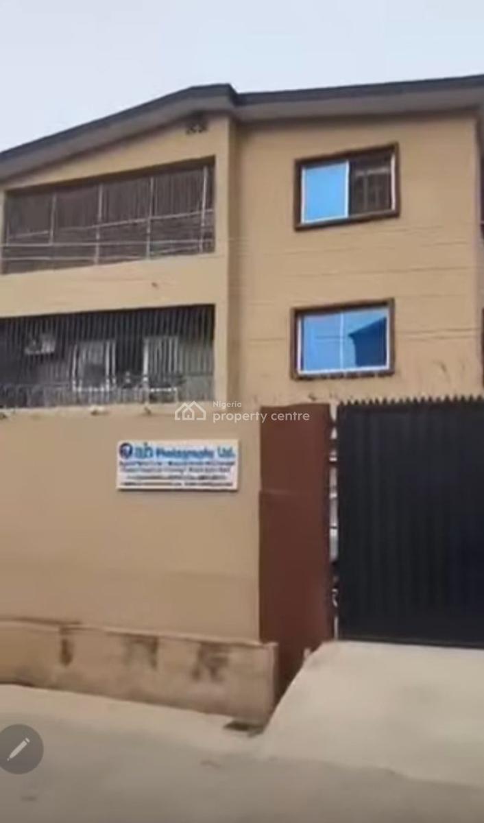 Block of 5 Units of 2 Bedroom Flats + 2 Office Spaces, Off Toyin Street, Ikeja, Lagos, Block of Flats for Sale