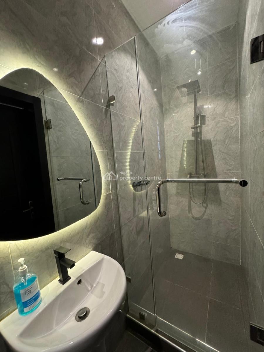 ️️ Brand New Luxury Two(2) Bedroom Apartment with a Pool  , Ps5, Lekki Phase 1, Lekki, Lagos, Flat / Apartment Short Let