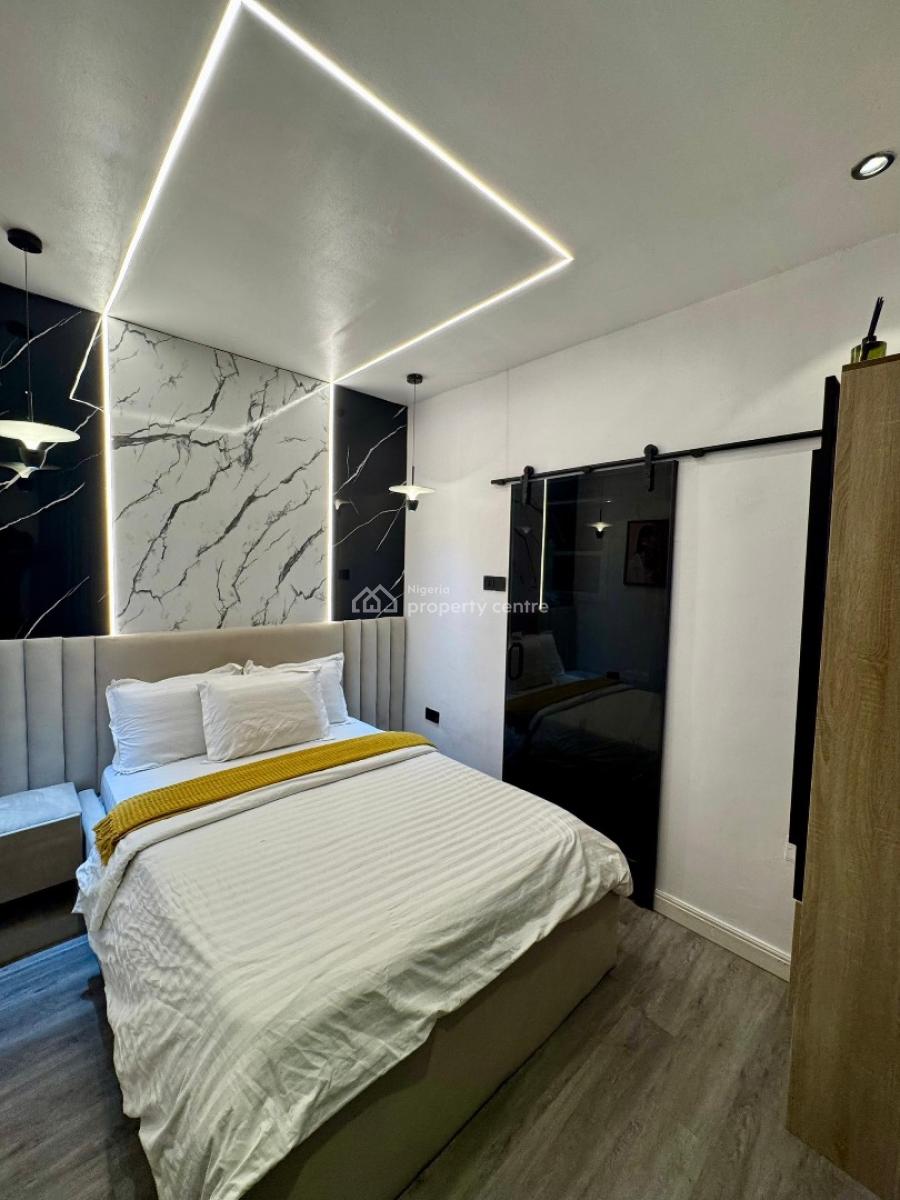️️ Brand New Luxury Two(2) Bedroom Apartment with a Pool  , Ps5, Lekki Phase 1, Lekki, Lagos, Flat / Apartment Short Let