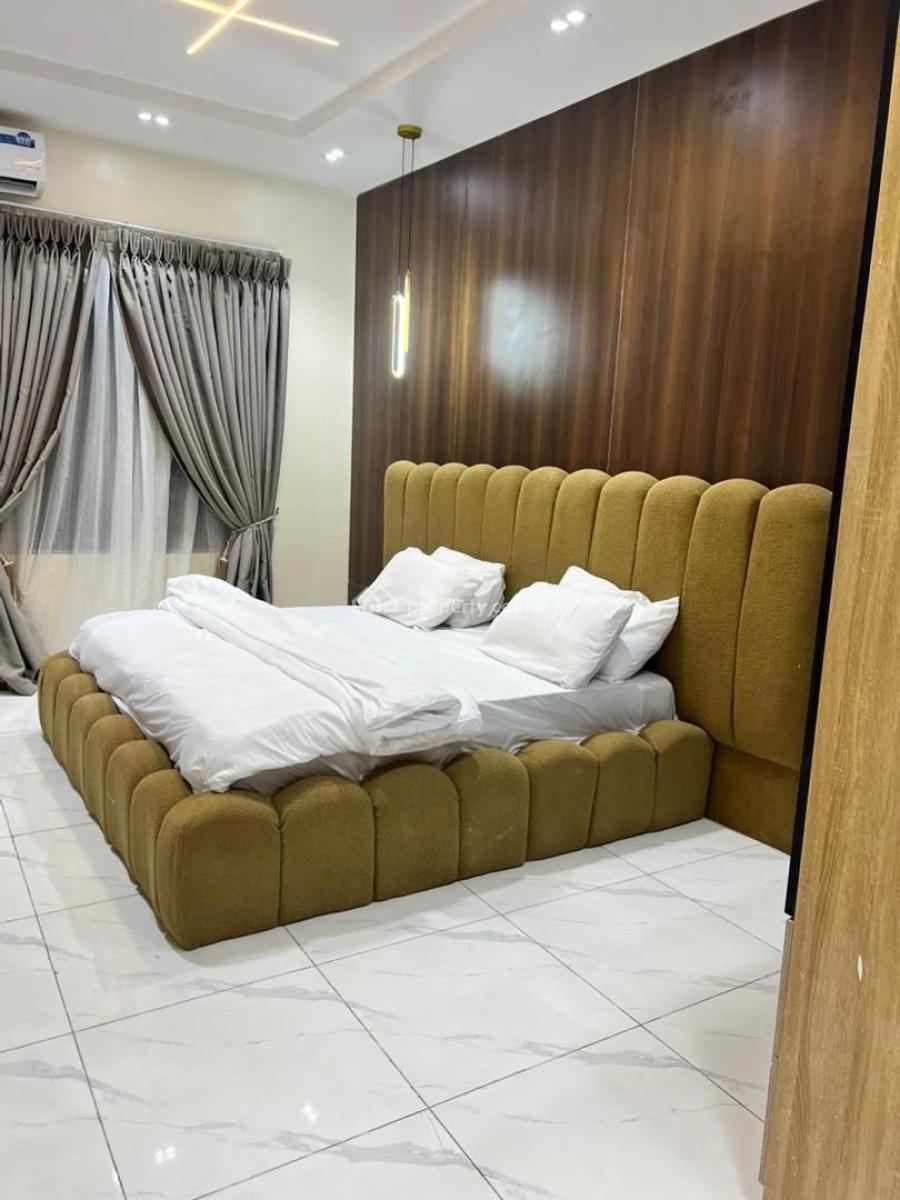 ️️ Brand New Luxury Two(2) Bedroom Apartment with a Pool  , Ps5, Lekki Phase 2, Lekki, Lagos, Flat / Apartment Short Let