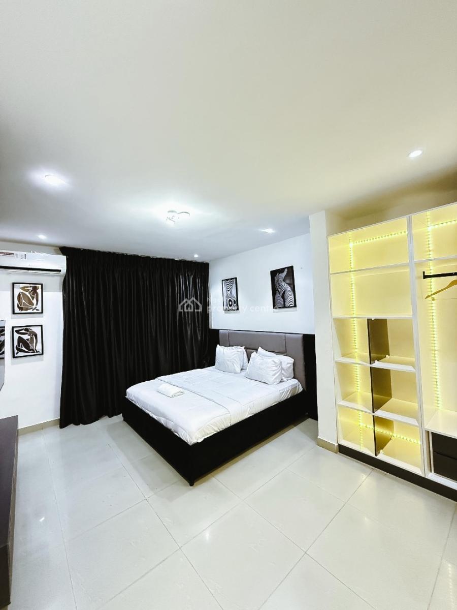 Our Lovely 2 Bedroom Seaview Apartment with Balconies,ps5,snooker Boar, Lekki Phase 1, Lekki, Lagos, Flat / Apartment Short Let