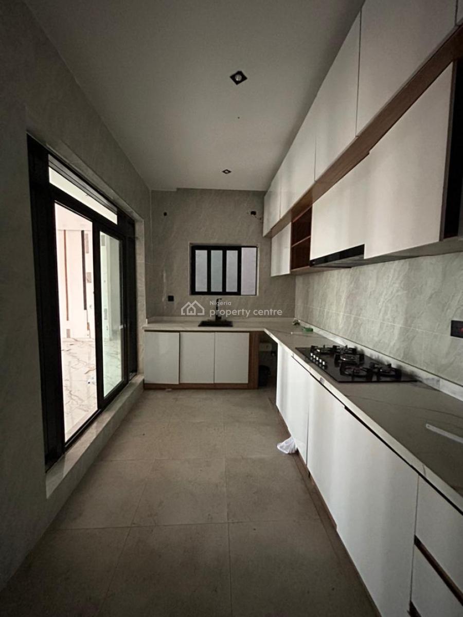 2 Bedroom Apartment, Ilasan, Lekki, Lagos, Flat / Apartment for Rent