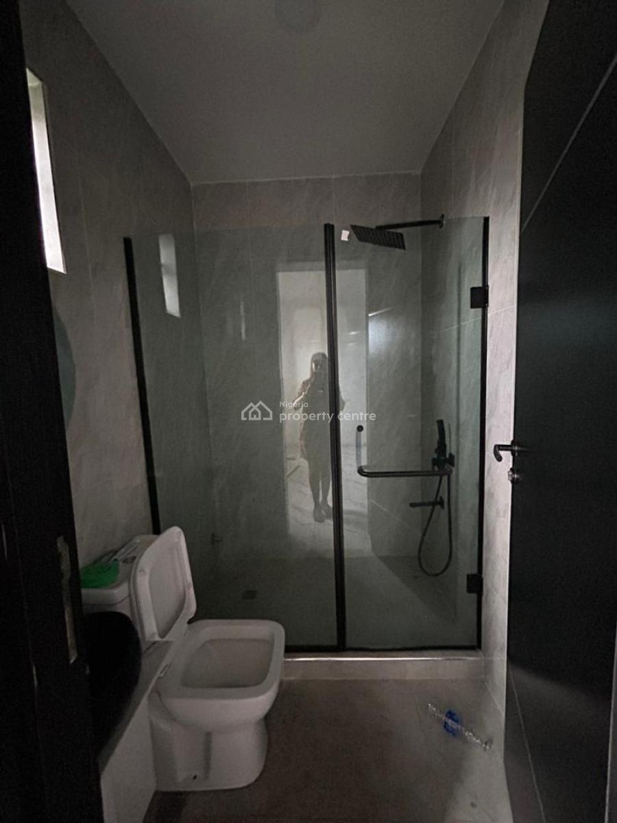 2 Bedroom Apartment, Ilasan, Lekki, Lagos, Flat / Apartment for Rent