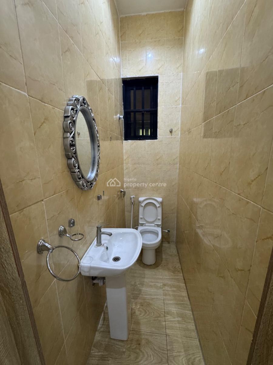 a Brand New 3 Bedroom Flat with a Room Bq, Lekki Phase 1., Lekki Phase 1, Lekki, Lagos, Flat / Apartment for Rent
