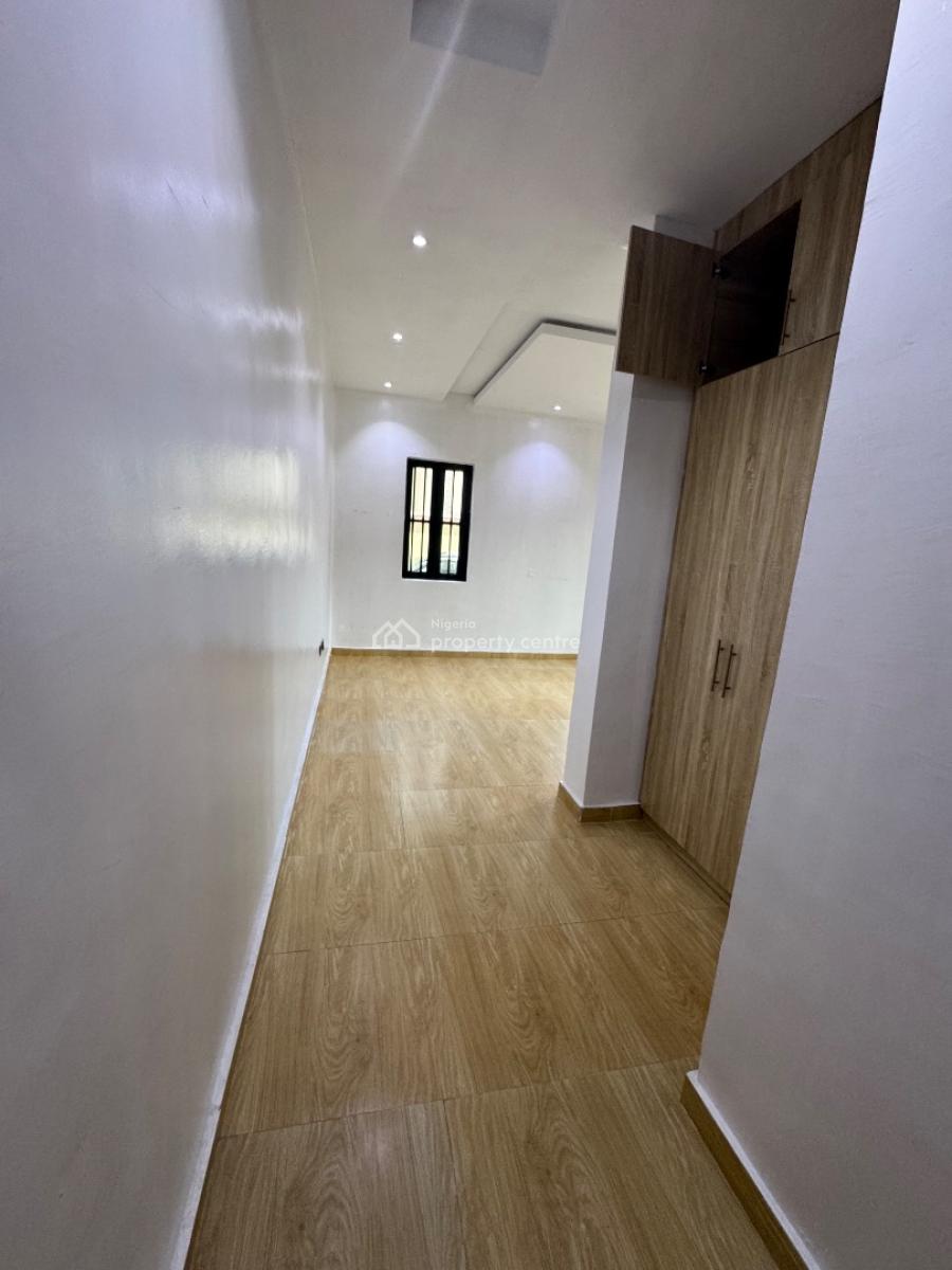 a Brand New 3 Bedroom Flat with a Room Bq, Lekki Phase 1., Lekki Phase 1, Lekki, Lagos, Flat / Apartment for Rent