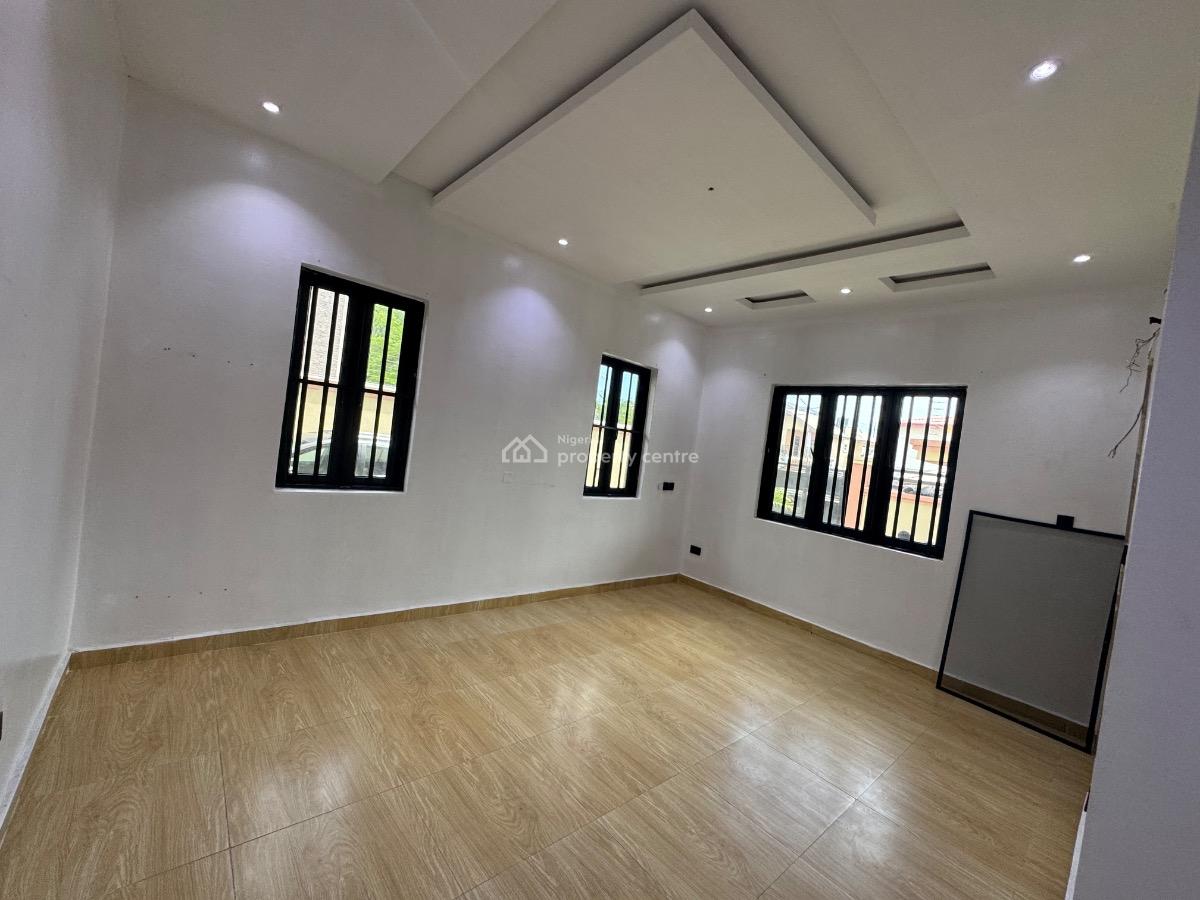 a Brand New 3 Bedroom Flat with a Room Bq, Lekki Phase 1., Lekki Phase 1, Lekki, Lagos, Flat / Apartment for Rent