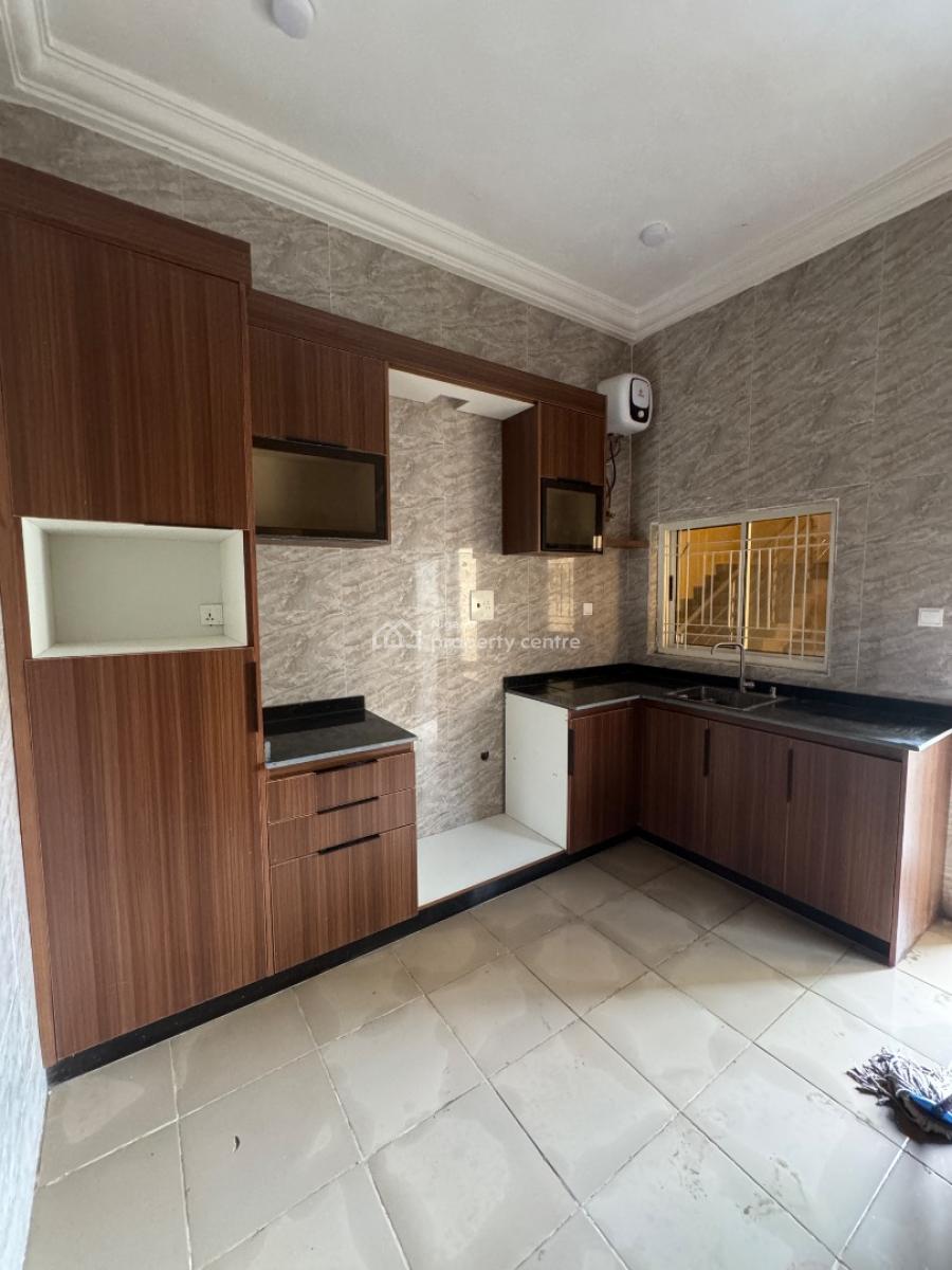Brand New Spacious 2 Bedroom Flat, Jahi, Abuja, Flat / Apartment for Rent