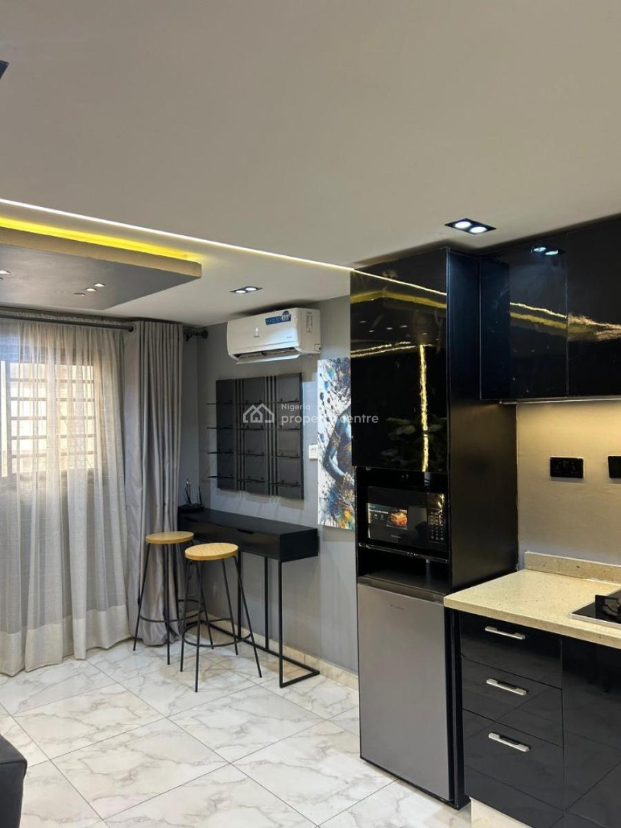 Luxury 1 Bedroom Apartment, Lekki Phase 1, Lekki, Lagos, Mini Flat (room and Parlour) Short Let