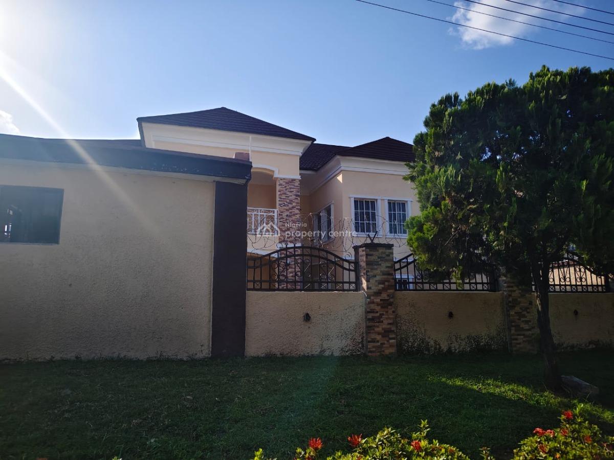 4 Bedroom Semi Detached Self Compund with 2 Rooms Bq, 69 Road, Gwarinpa, Abuja, Office Space for Rent