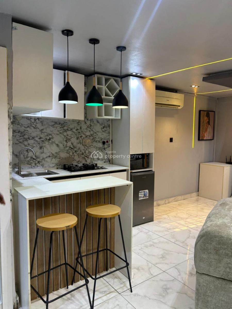 Luxury 1 Bedroom Apartment, Lekki Phase 1, Lekki, Lagos, Mini Flat (room and Parlour) Short Let