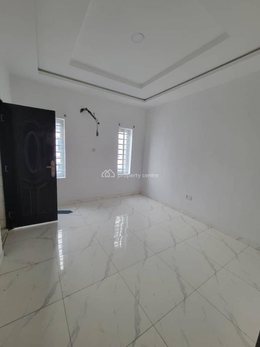 Standard and Spacious 3bedroom Flat, First Unity Estate, Ajah, Lagos, Flat / Apartment for Rent