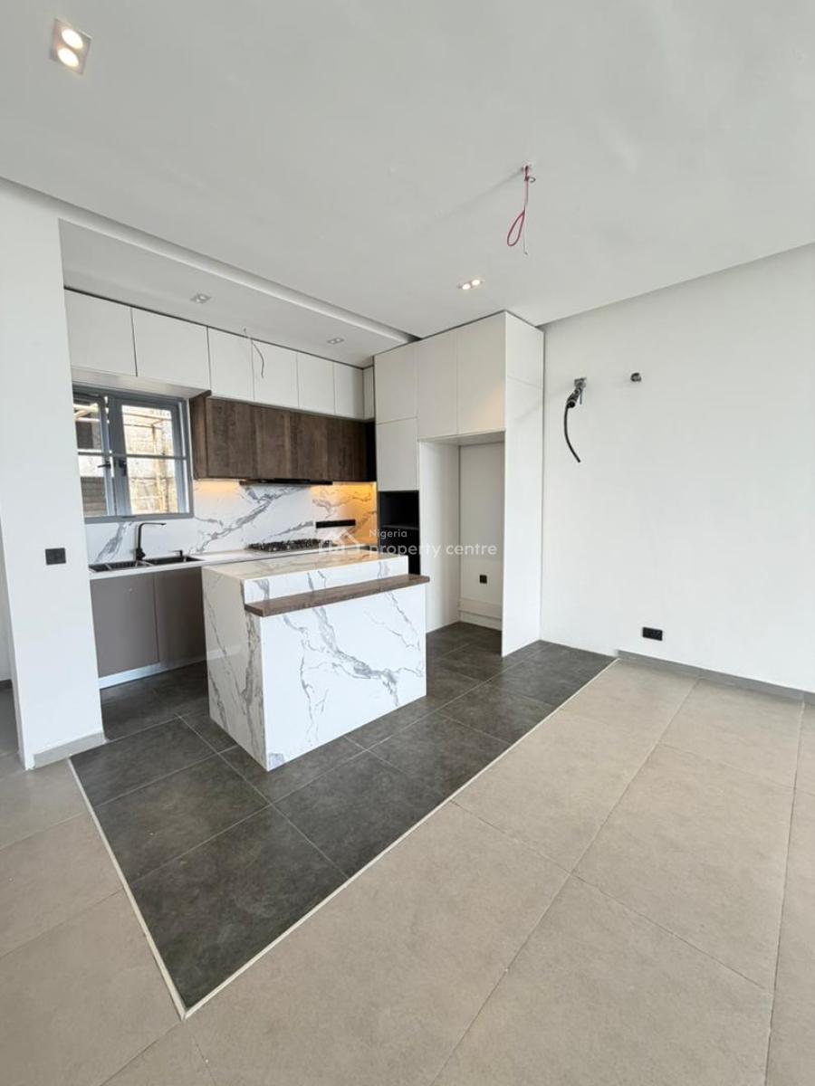 Experience True Luxury and Privacy in This 4 Bedroom Terrace Duplex, Self Compound 4 Bedroom Terraced Duplex with Bq in Lekki Phase 1, Lekki Phase 2, Lekki, Lagos, Terraced Duplex for Sale