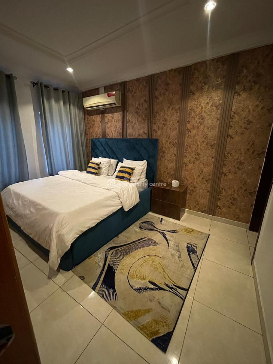 4 Bedrooms with Ps5, Castle Rock Revenue, Osapa, Lekki, Lagos, Terraced Duplex Short Let