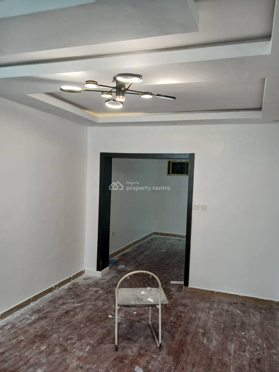 Well Renovated 4 Units of 2 Bedroom Apartments, Lekki Phase 1, Lekki, Lagos, Flat / Apartment for Rent