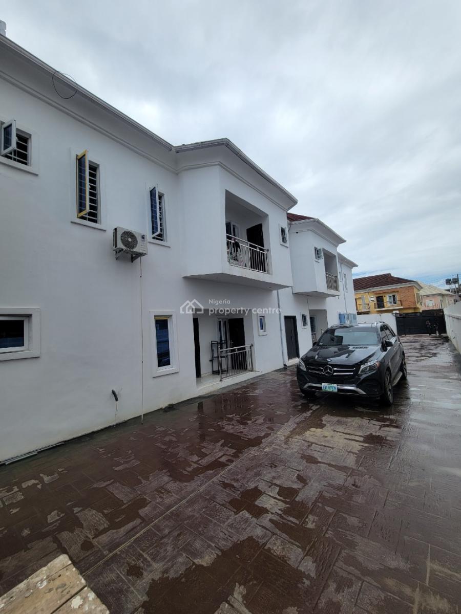 Standard and Spacious 3bedroom Apartment (upstairs), First Unity Estate Badore Ajah-lekki, Badore, Ajah, Lagos, Flat / Apartment for Rent