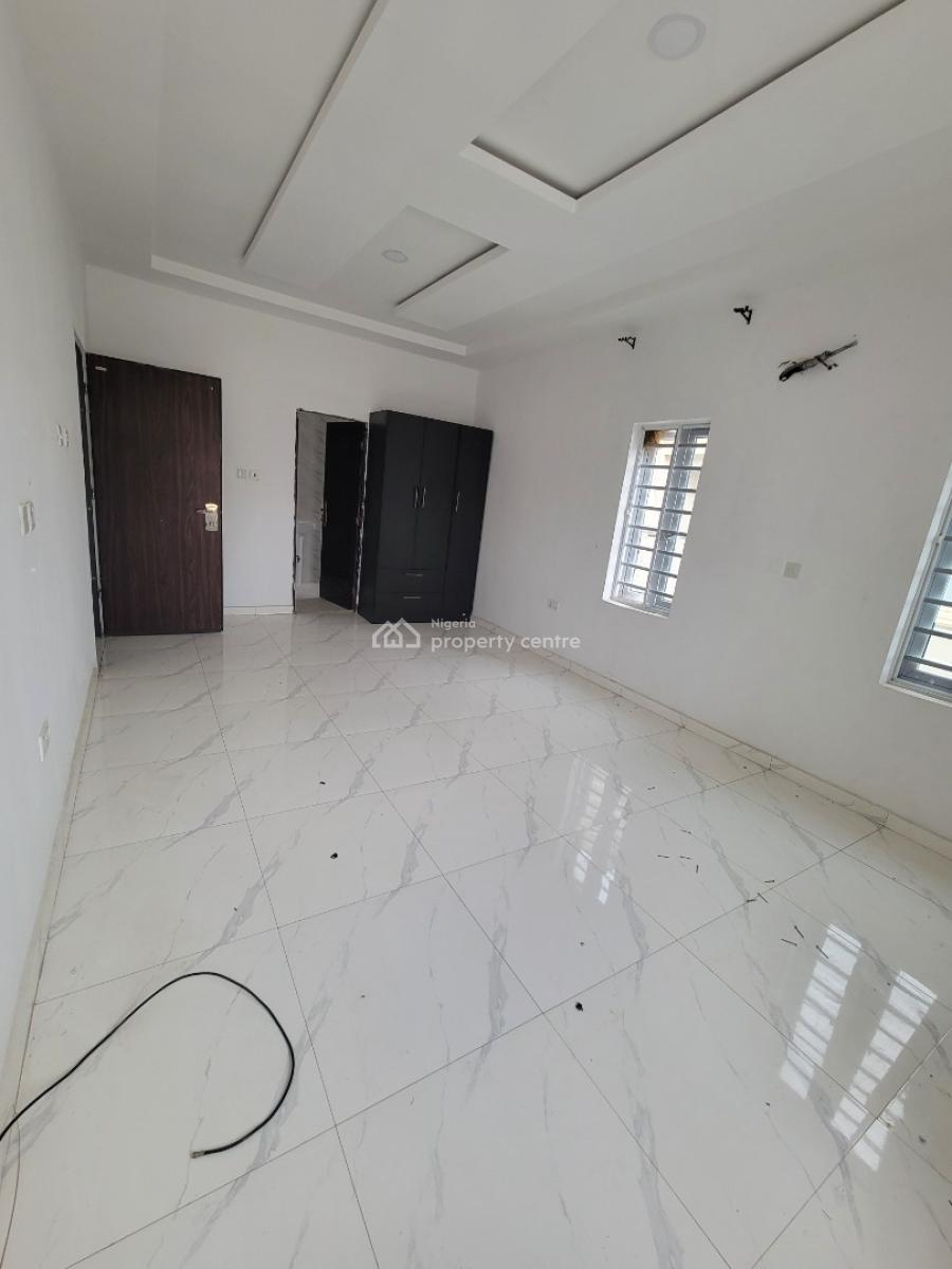 Standard and Spacious 3bedroom Apartment (upstairs), First Unity Estate Badore Ajah-lekki, Badore, Ajah, Lagos, Flat / Apartment for Rent