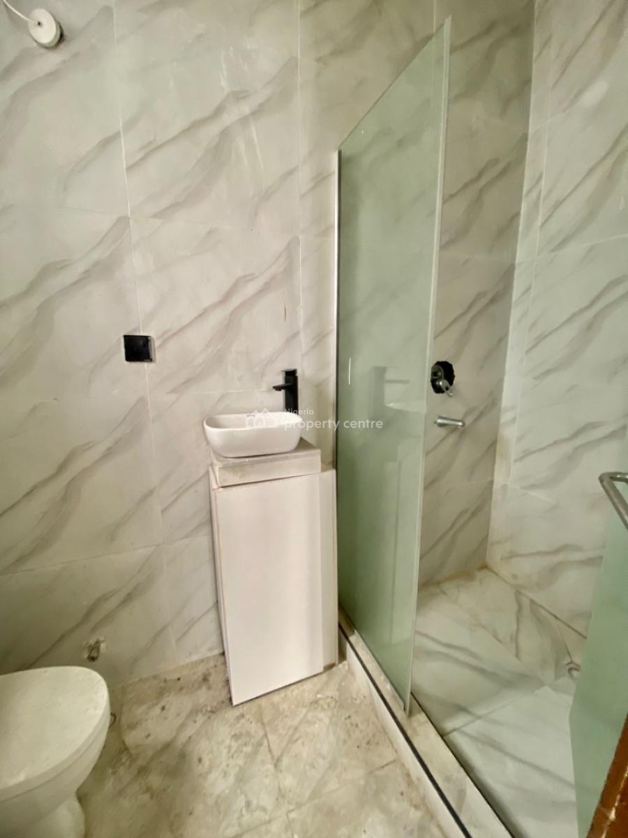 Brand New 2 Bedroom Apartment, Ologolo, Lekki, Lagos, Flat / Apartment for Rent