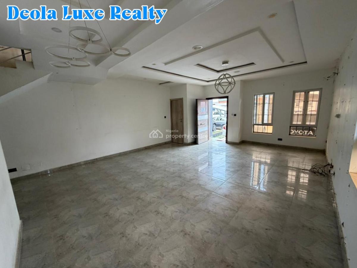 a Well Maintained 4 Bedroom Duplex in a Family Oriented Estate, Nike Art Gallery Road, Ikate, Lekki, Lagos, Semi-detached Duplex for Sale