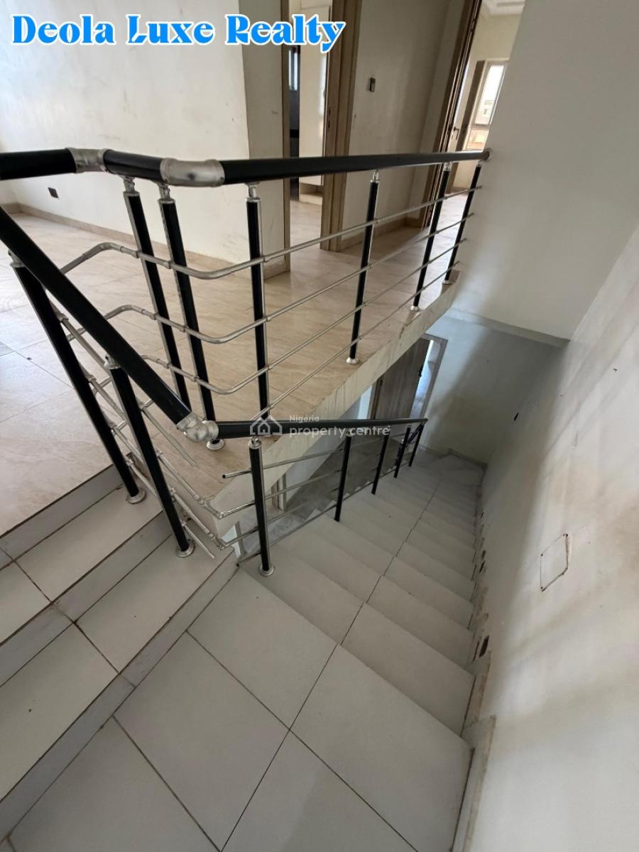 a Well Maintained 4 Bedroom Duplex in a Family Oriented Estate, Nike Art Gallery Road, Ikate, Lekki, Lagos, Semi-detached Duplex for Sale