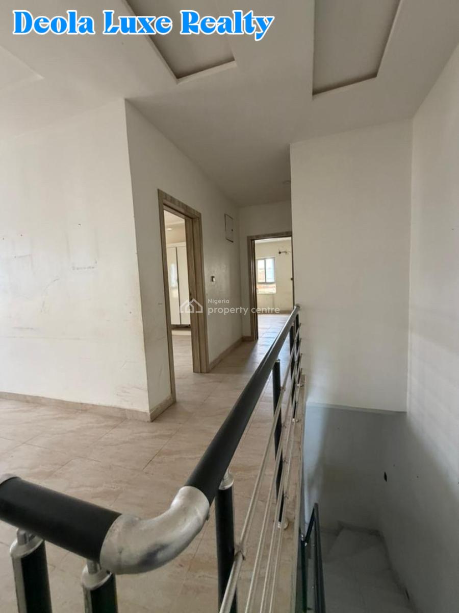 a Well Maintained 4 Bedroom Duplex in a Family Oriented Estate, Nike Art Gallery Road, Ikate, Lekki, Lagos, Semi-detached Duplex for Sale