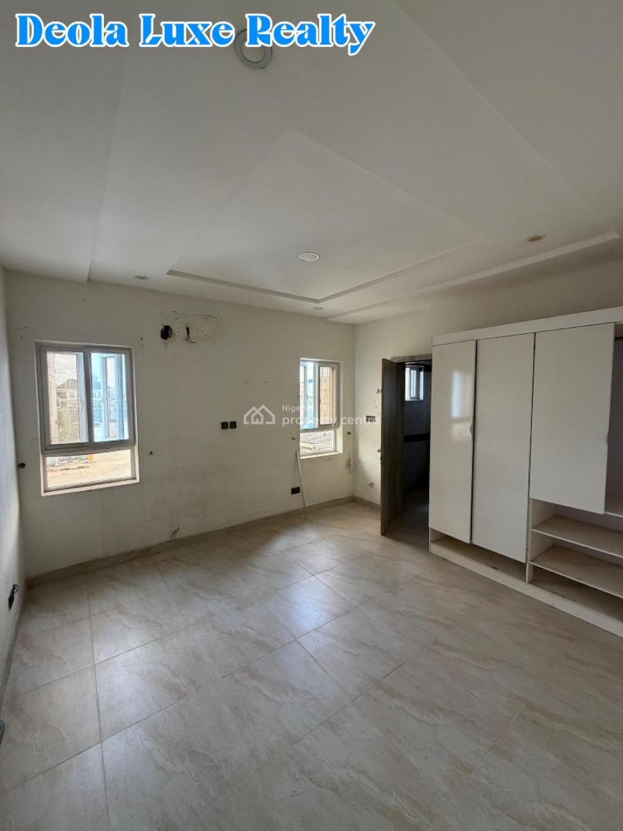 a Well Maintained 4 Bedroom Duplex in a Family Oriented Estate, Nike Art Gallery Road, Ikate, Lekki, Lagos, Semi-detached Duplex for Sale
