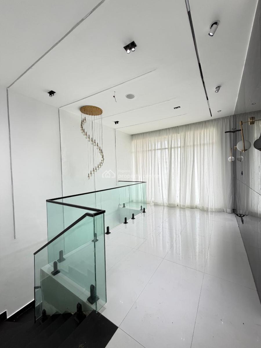 Self Compound 5 Bedroom Terraced Duplex in an Estate, Lekki Phase One, Lekki, Lagos, Terraced Duplex for Sale
