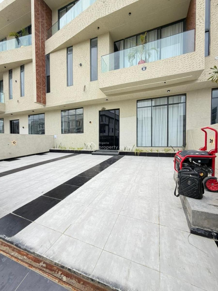 Self Compound 5 Bedroom Terraced Duplex in an Estate, Lekki Phase One, Lekki, Lagos, Terraced Duplex for Sale