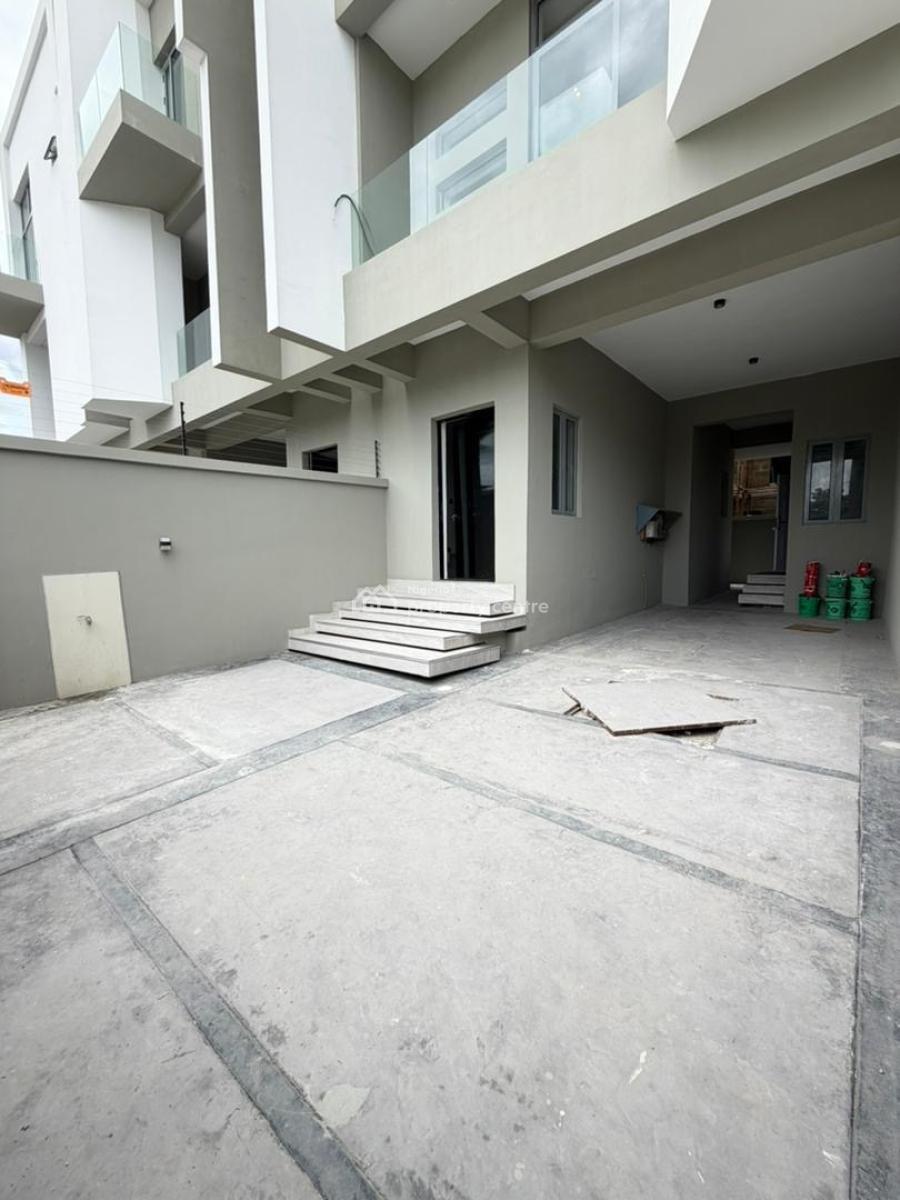 Self Compound 3 Bedroom Terraced Duplex with Bq, Lekki Phase One, Lekki, Lagos, Terraced Duplex for Sale
