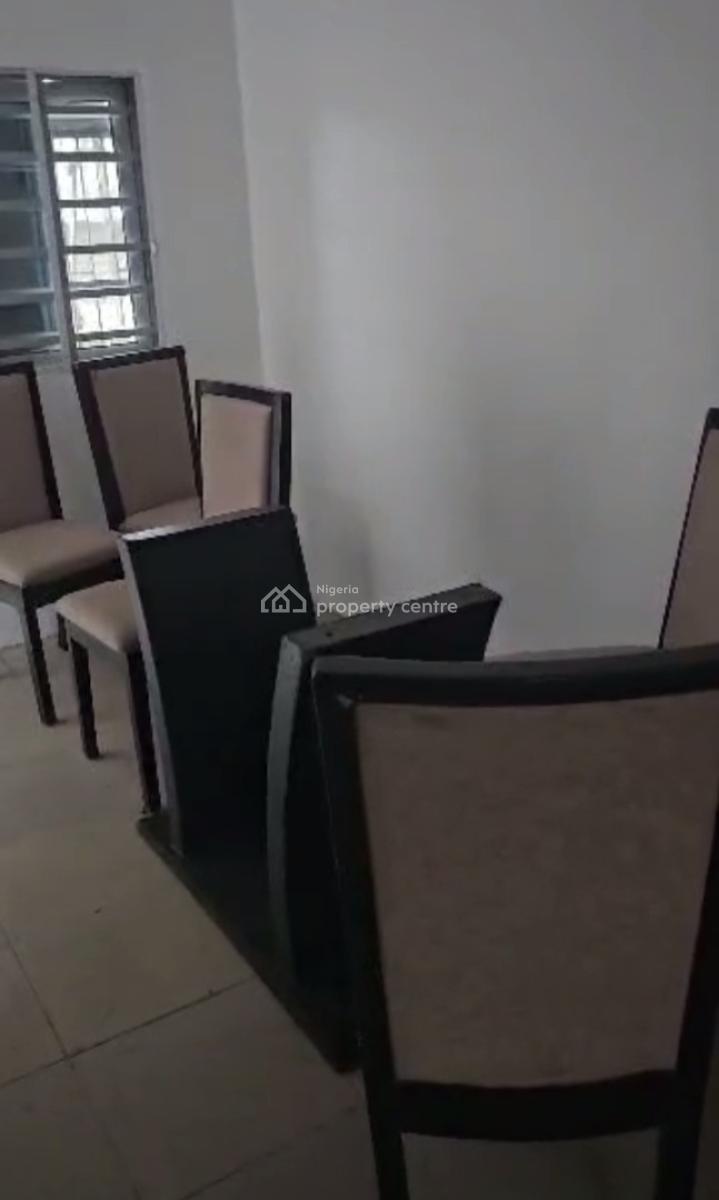 Standard Spacious 4 Bedroom Apartment, L.s.d.p.c Glover Estate, Adekunle, Yaba, Lagos, Flat / Apartment for Rent