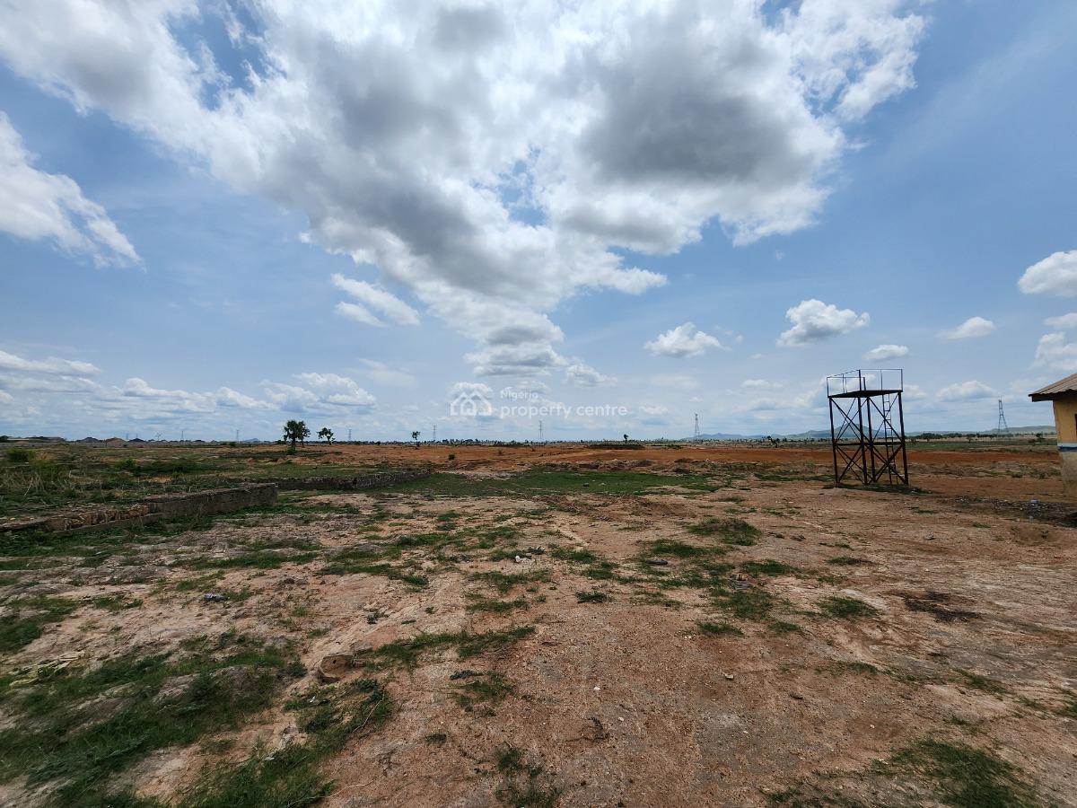 Strategically Located 9.33 Hectares of Premium Land at Gwagwalada, Behind Christ The King College, Gwagwalada, Abuja, Residential Land for Sale