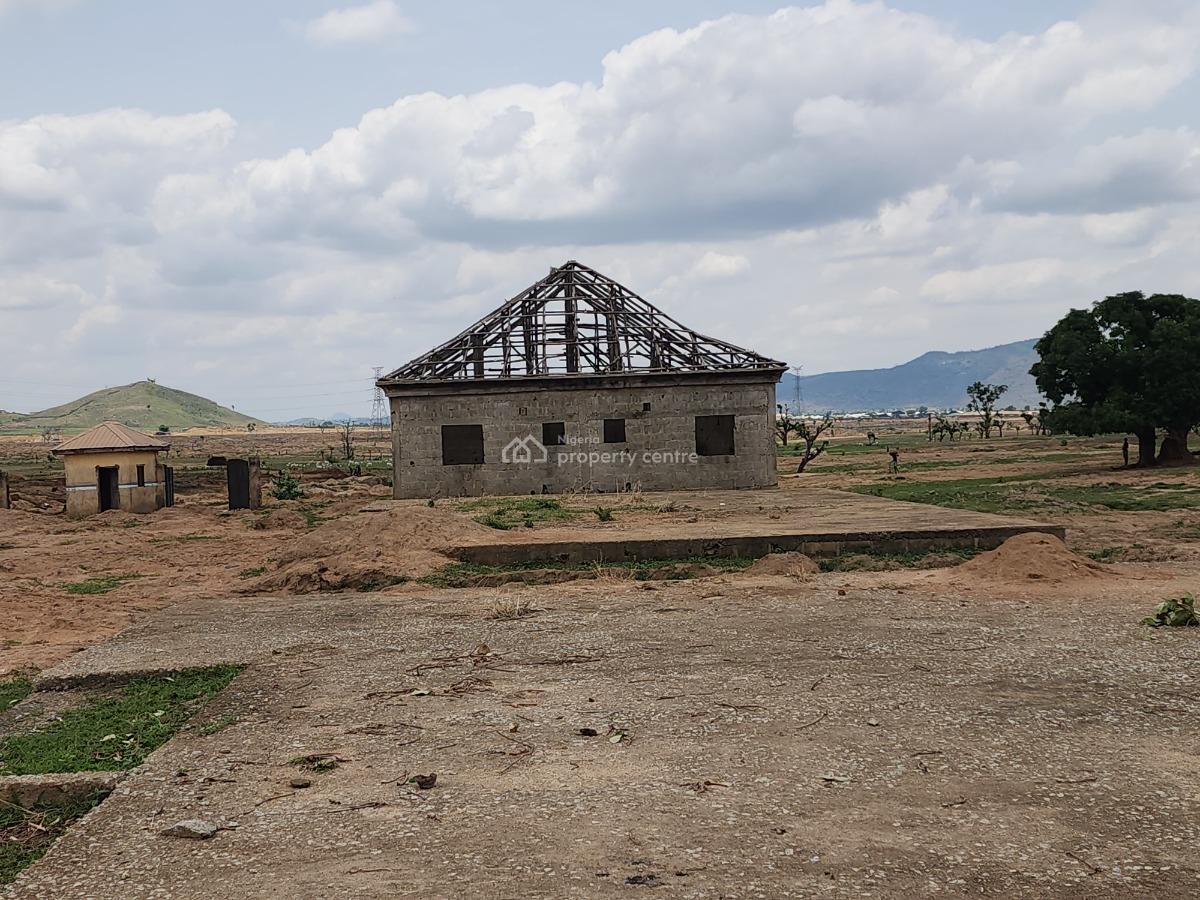 Strategically Located 9.33 Hectares of Premium Land at Gwagwalada, Behind Christ The King College, Gwagwalada, Abuja, Residential Land for Sale
