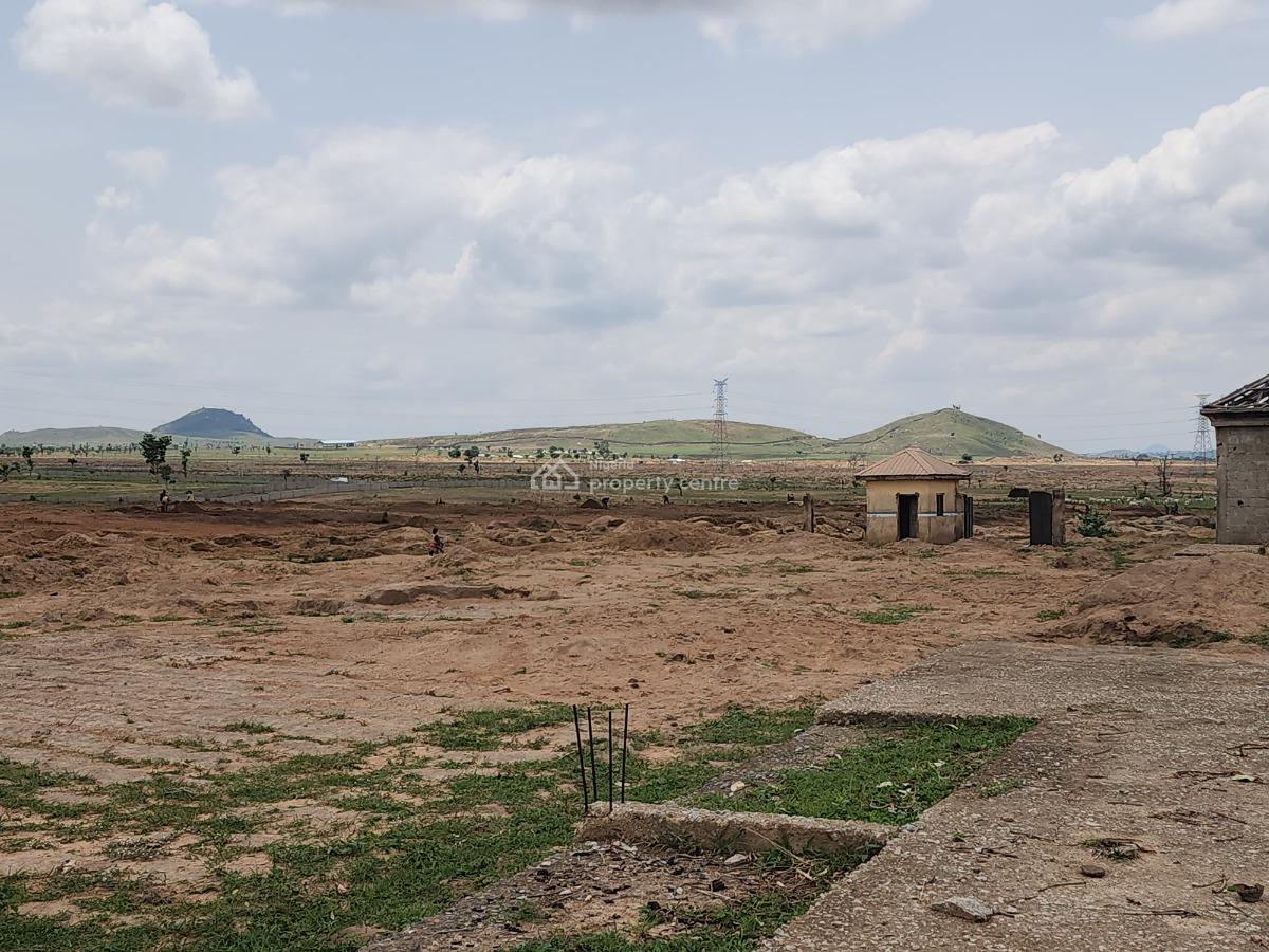 Strategically Located 9.33 Hectares of Premium Land at Gwagwalada, Behind Christ The King College, Gwagwalada, Abuja, Residential Land for Sale
