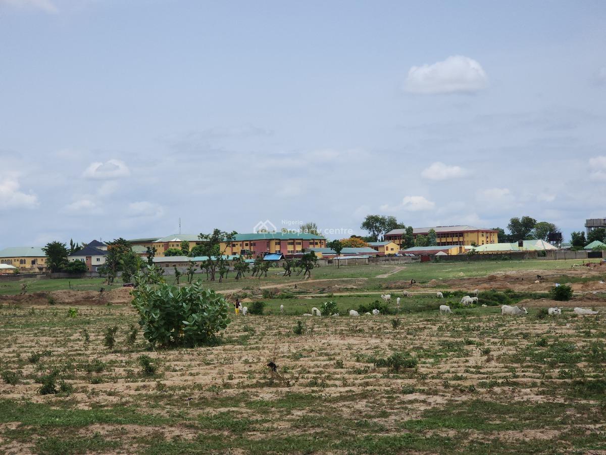 Strategically Located 9.33 Hectares of Premium Land at Gwagwalada, Behind Christ The King College, Gwagwalada, Abuja, Residential Land for Sale