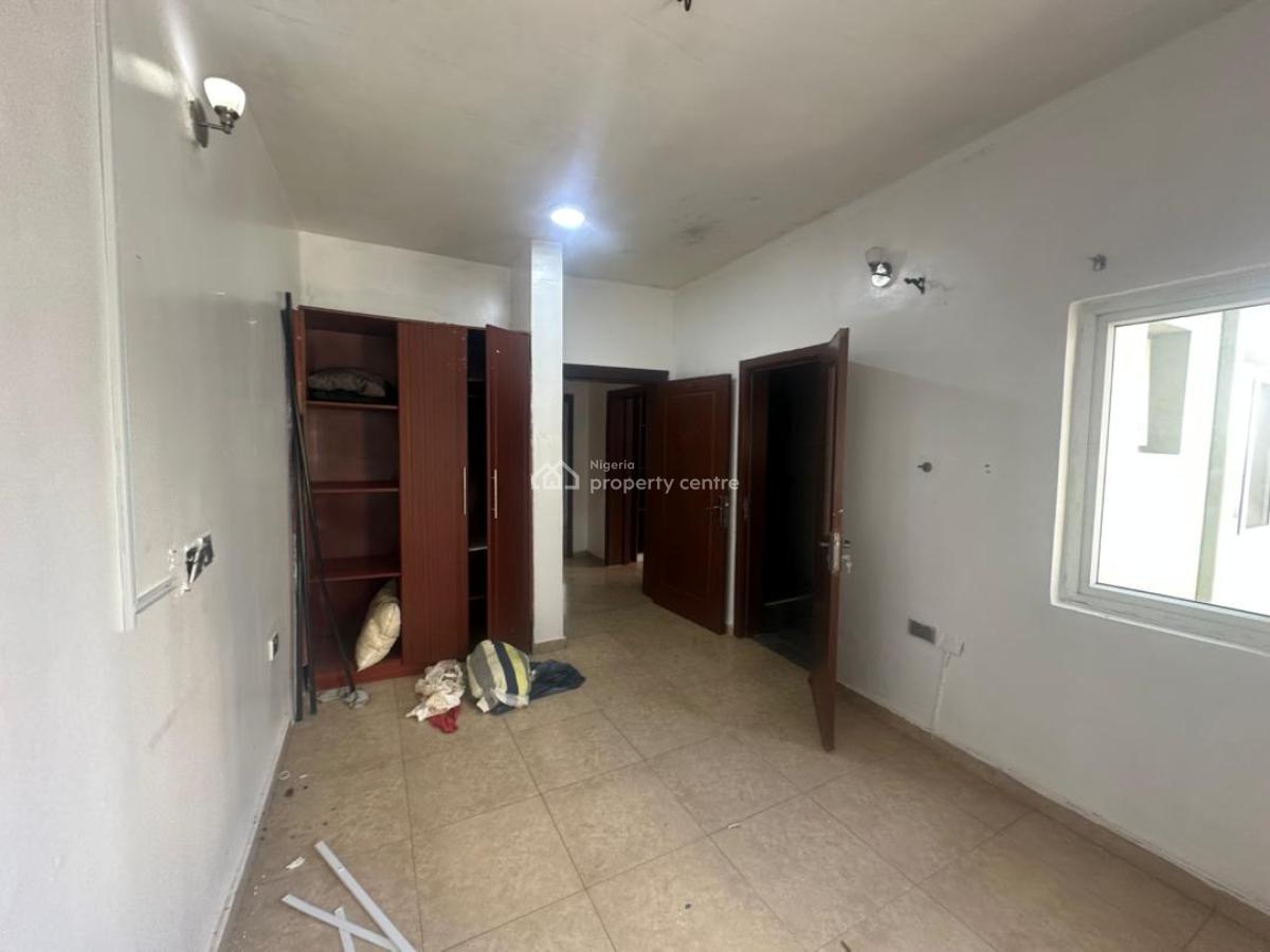 Luxury 3 Bedrooms Apartment on 2nd Floor with Elevator, Prime Water Estate, Freedom Way, Lekki, Lagos, Flat / Apartment for Rent