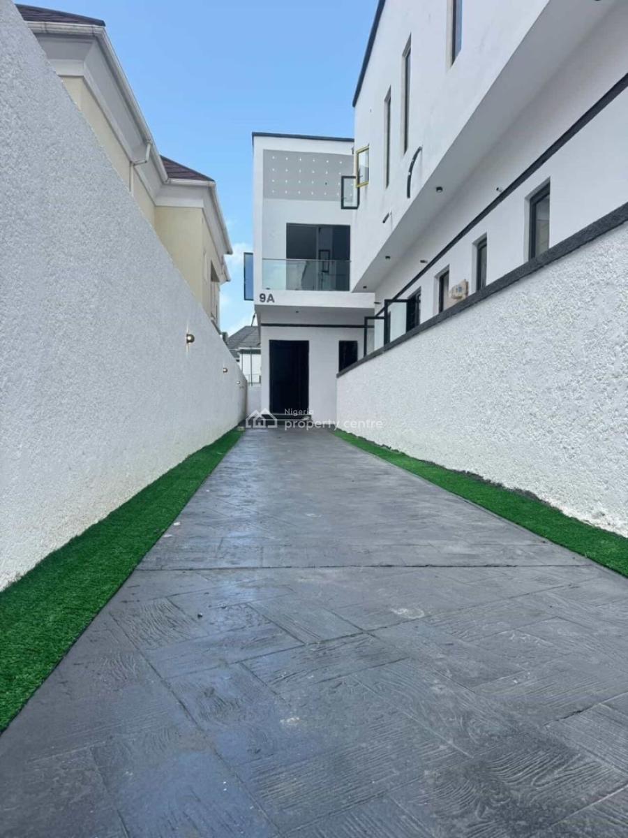 Newly Built 4 Bedrooms Semi-detached Duplex, Chevron, Lekki Phase 2, Lekki, Lagos, Semi-detached Duplex for Sale