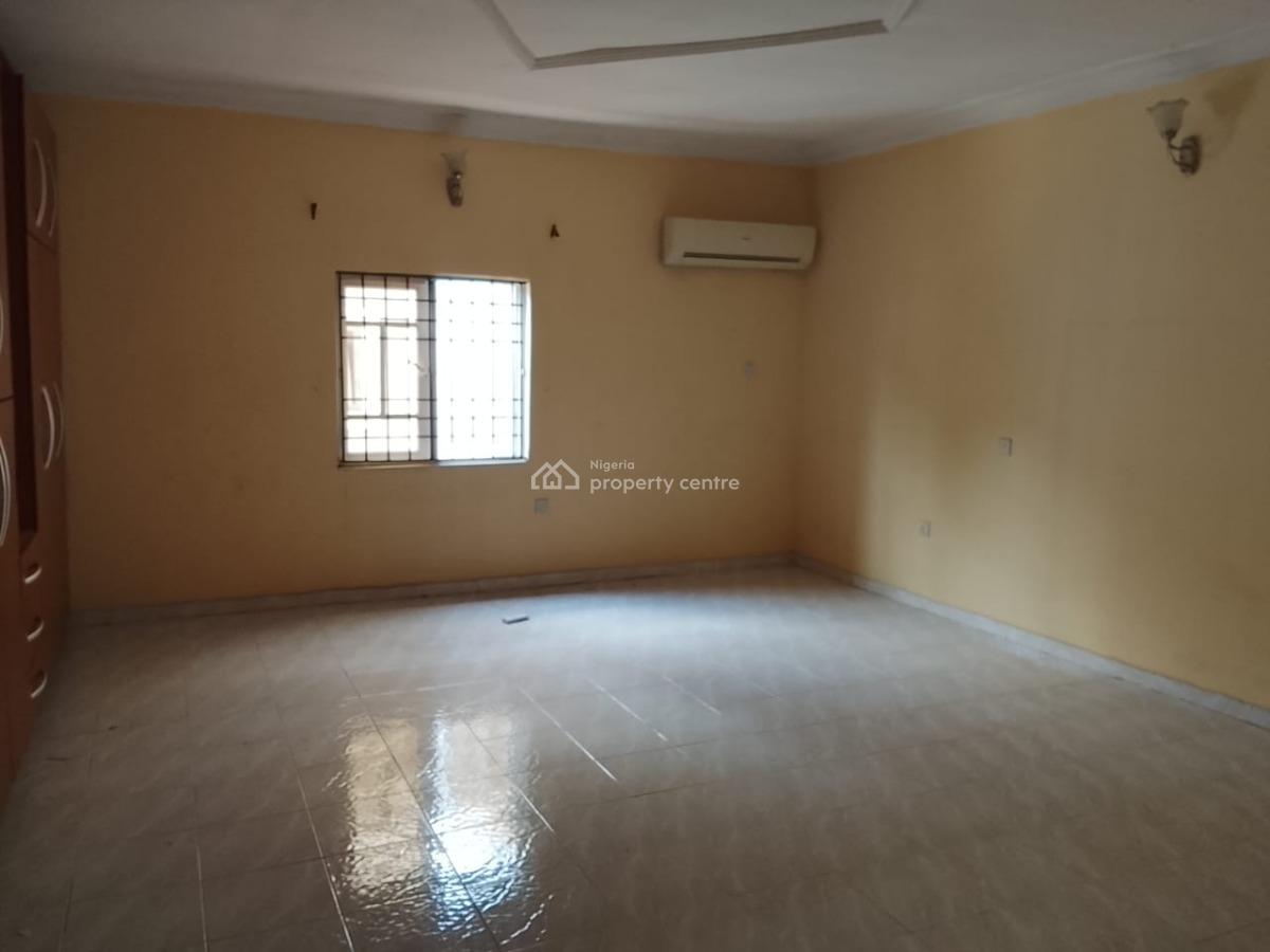Spacious 3 Bedrooms Semi Detached House with Bq Ample Parking Space, Old Ikoyi, Ikoyi, Lagos, Semi-detached Duplex for Rent