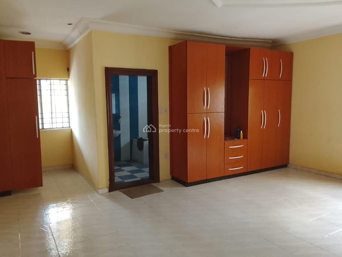 Spacious 3 Bedrooms Semi Detached House with Bq Ample Parking Space, Old Ikoyi, Ikoyi, Lagos, Semi-detached Duplex for Rent