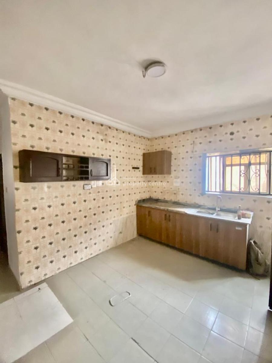3 Bedroom Flat, Abraham Adesanya, Ajah, Lagos, Flat / Apartment for Rent