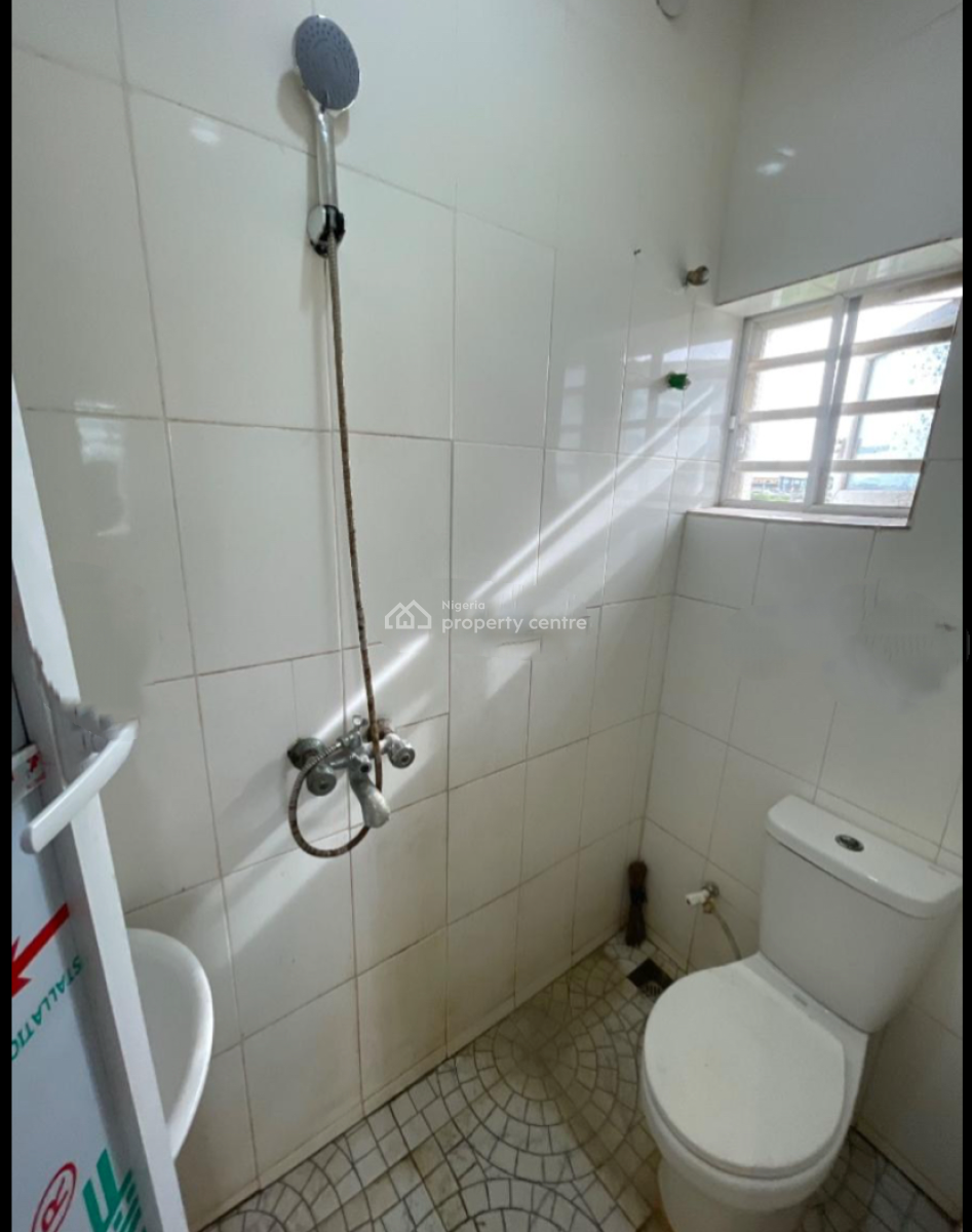 Decent & Spacious 3 Bedroom Apartment, Gbagada, Lagos, Flat / Apartment for Rent