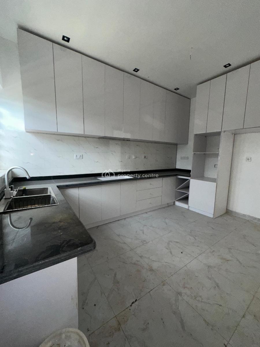 4bedroom Terrace Dupkex with Bq in Lekki Phase 1, Lekki Phase One ,lekki ,lagos ,nigeria, Lekki Phase 1, Lekki, Lagos, Terraced Duplex for Sale