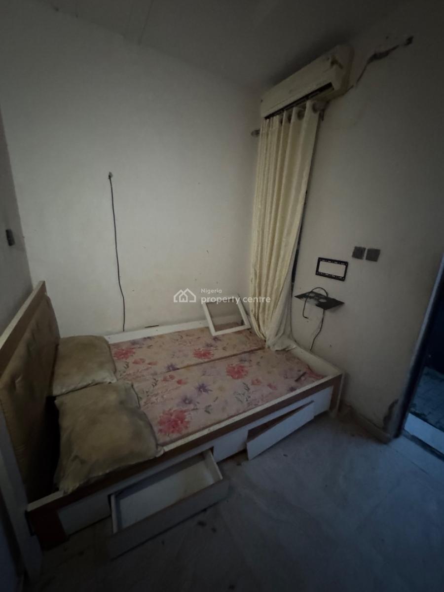 Spacious Boys Quarter Available for 700k Orchid, Orchid Road, Lekki, Lagos, Self Contain (single Rooms) for Rent