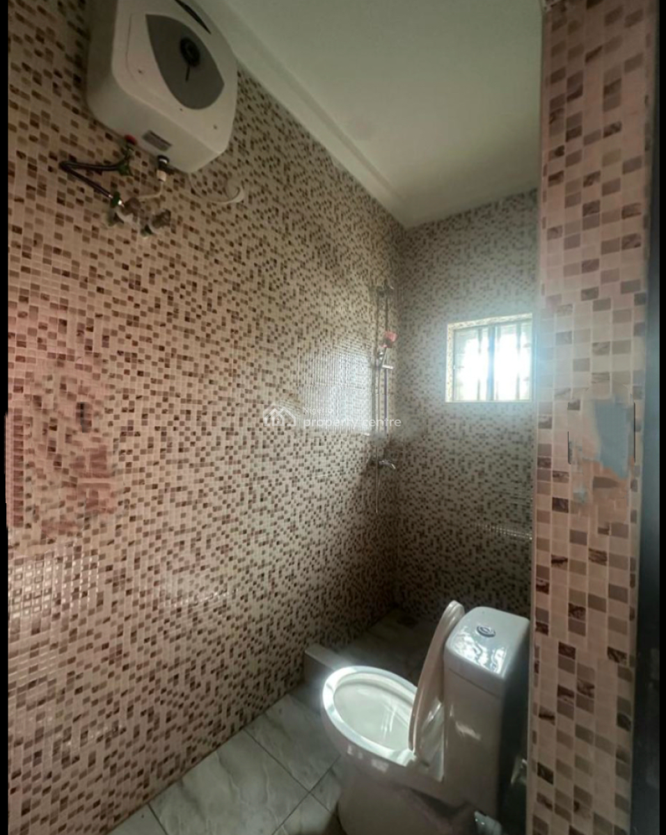 Decent & Spacious 3 Bedroom Apartment in Gbagada, Gbagada, Gbagada, Lagos, Flat / Apartment for Rent