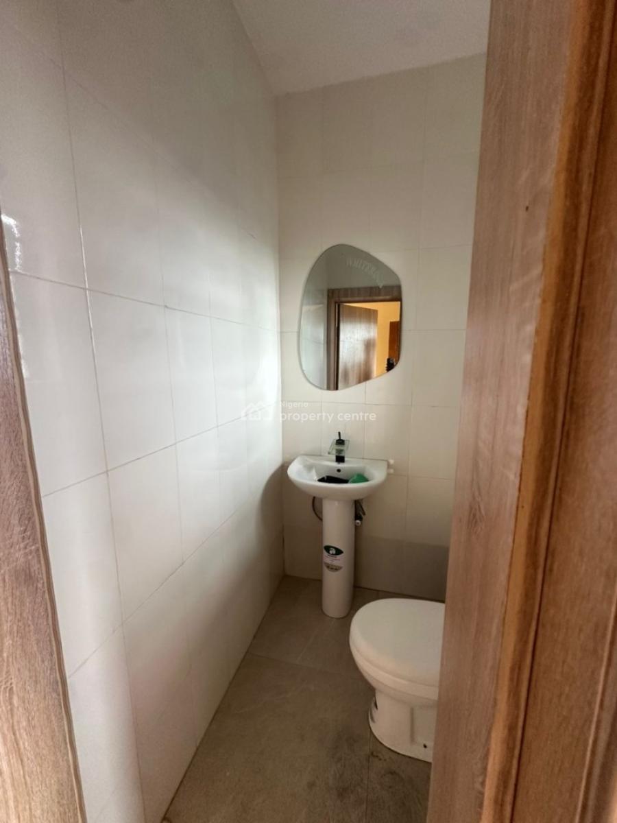Luxury 2 Bedroom Apartment in a Serene Environment, Ologolo, Lekki, Lagos, Flat / Apartment for Rent