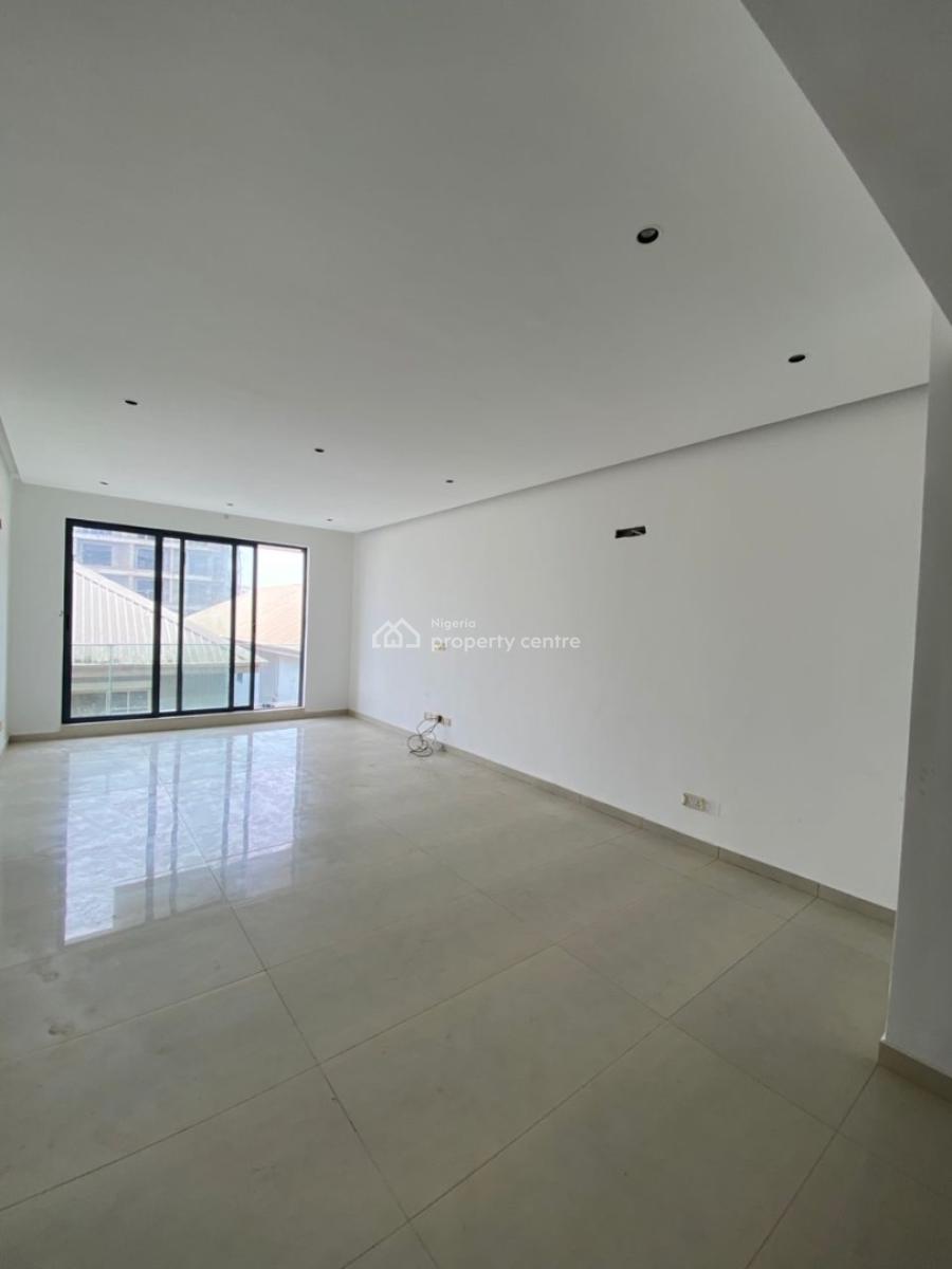 an Elegant 3 Bedroom Apartment - Bq -, Lekki Phase 1, Lekki, Lagos, Flat / Apartment for Sale