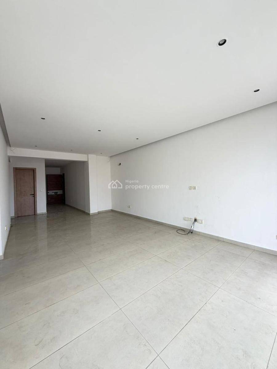 Well Built 3 Bedroom Apartment + Bq & Elevator Suitable for Investment, Lekki Phase 1, Lekki, Lagos, Flat / Apartment for Sale