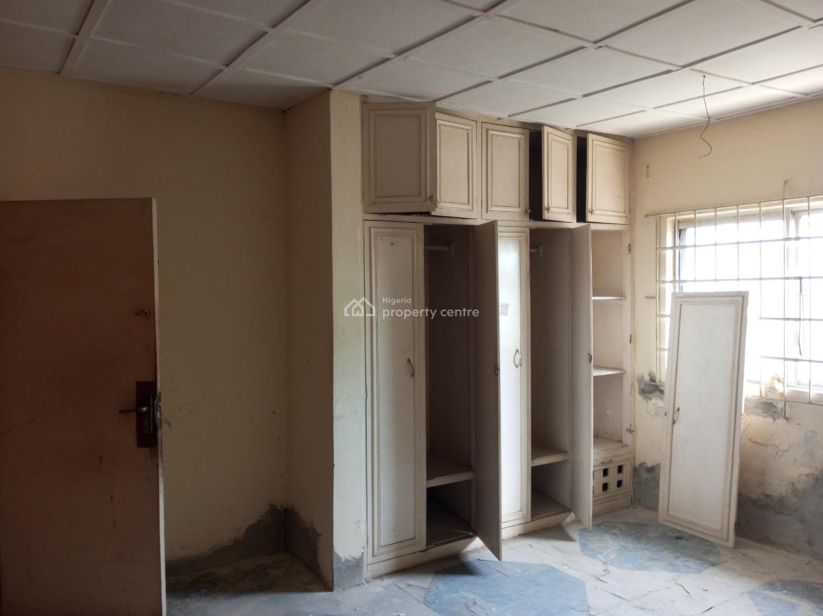 Commercial/residential 5bed Bungalow in a Secured Estate, Ado, Ajah, Lagos, Detached Bungalow for Rent