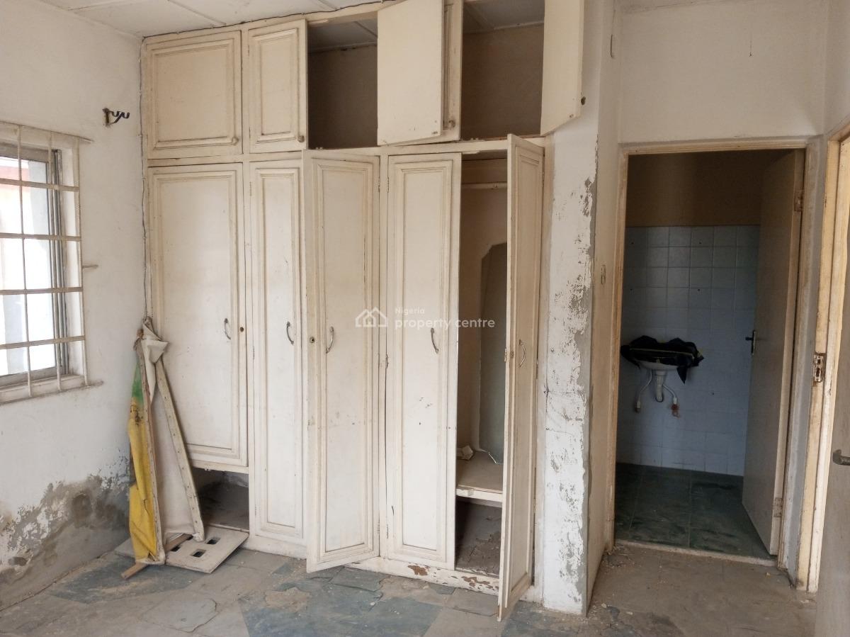 Commercial/residential 5bed Bungalow in a Secured Estate, Ado, Ajah, Lagos, Detached Bungalow for Rent