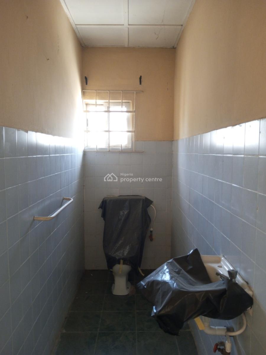 Commercial/residential 5bed Bungalow in a Secured Estate, Ado, Ajah, Lagos, Detached Bungalow for Rent